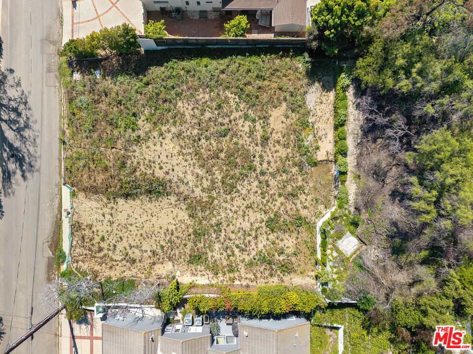1109 Maroney Ln