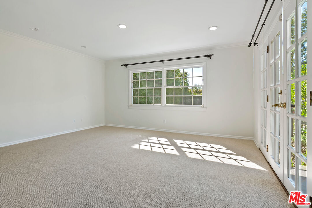 360 Alma Real Dr