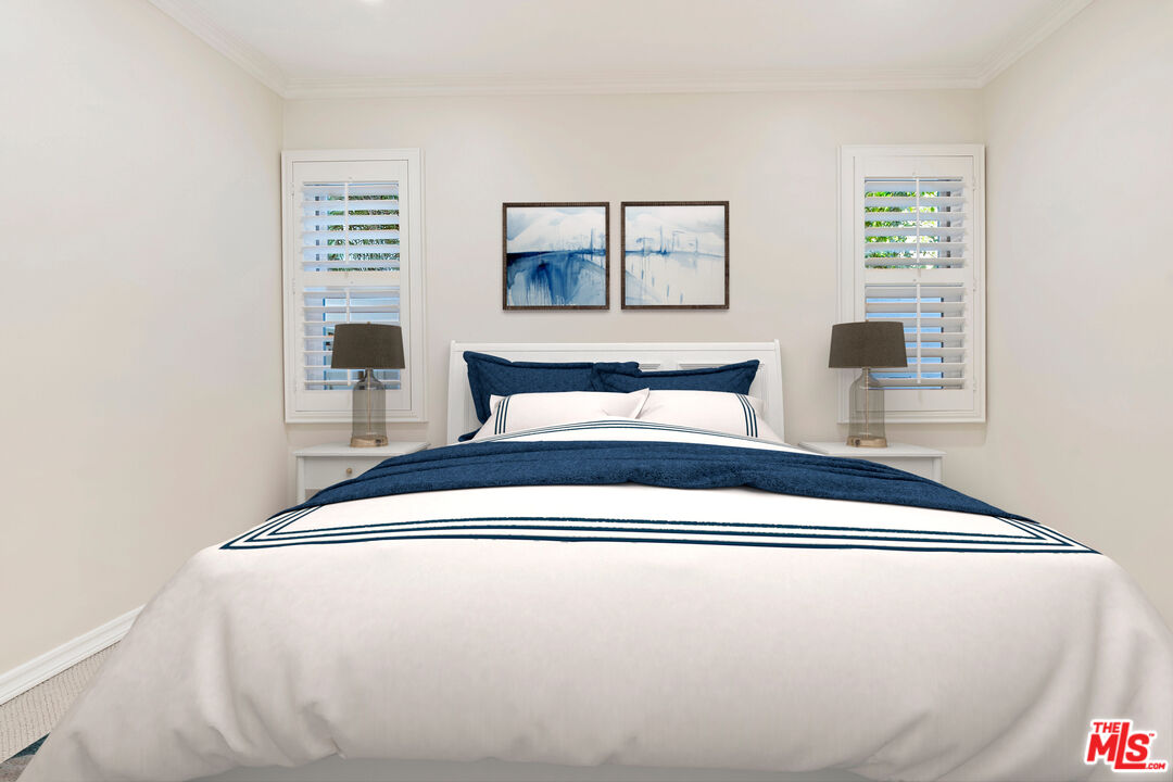 360 Alma Real Dr
