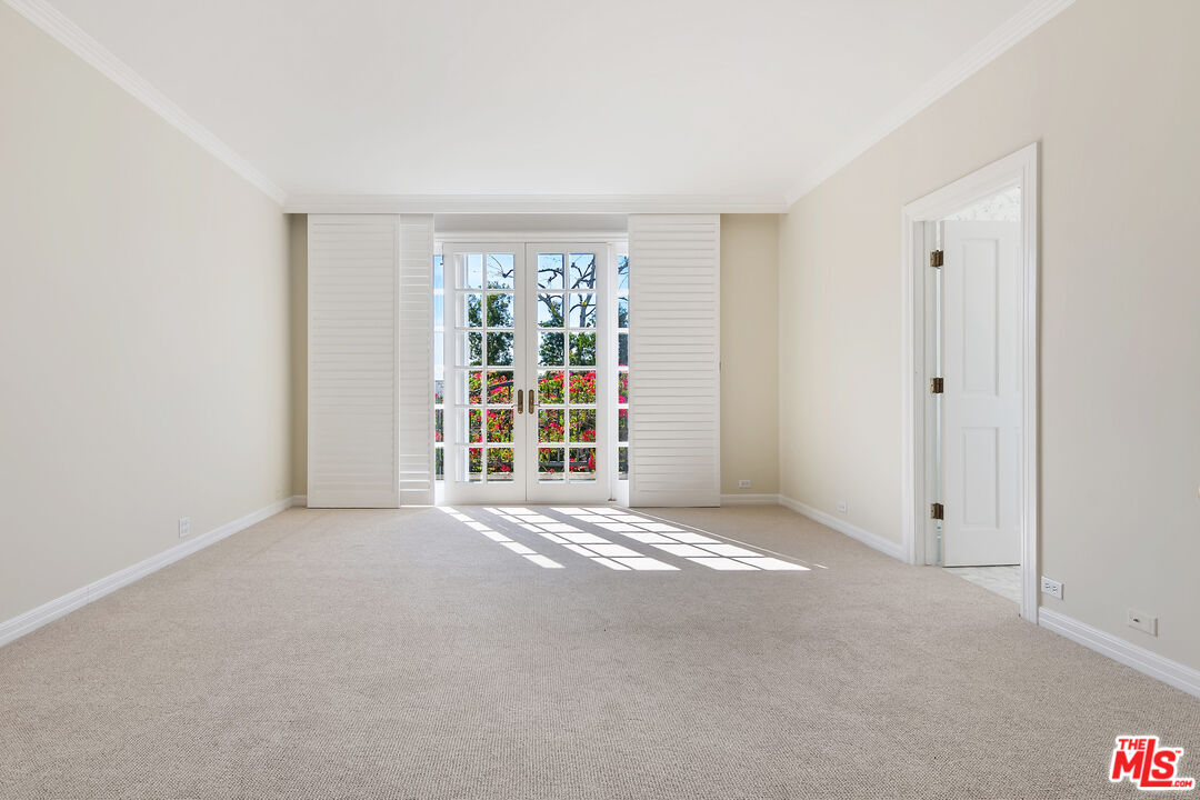 360 Alma Real Dr