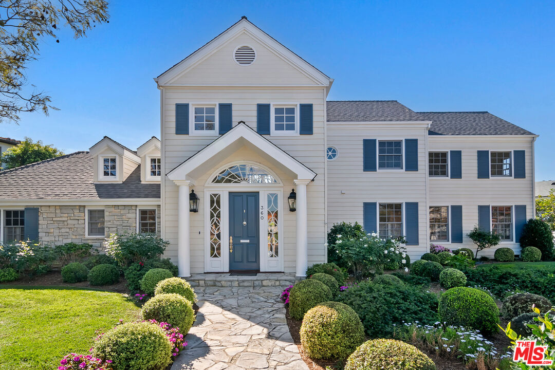 360 Alma Real Dr