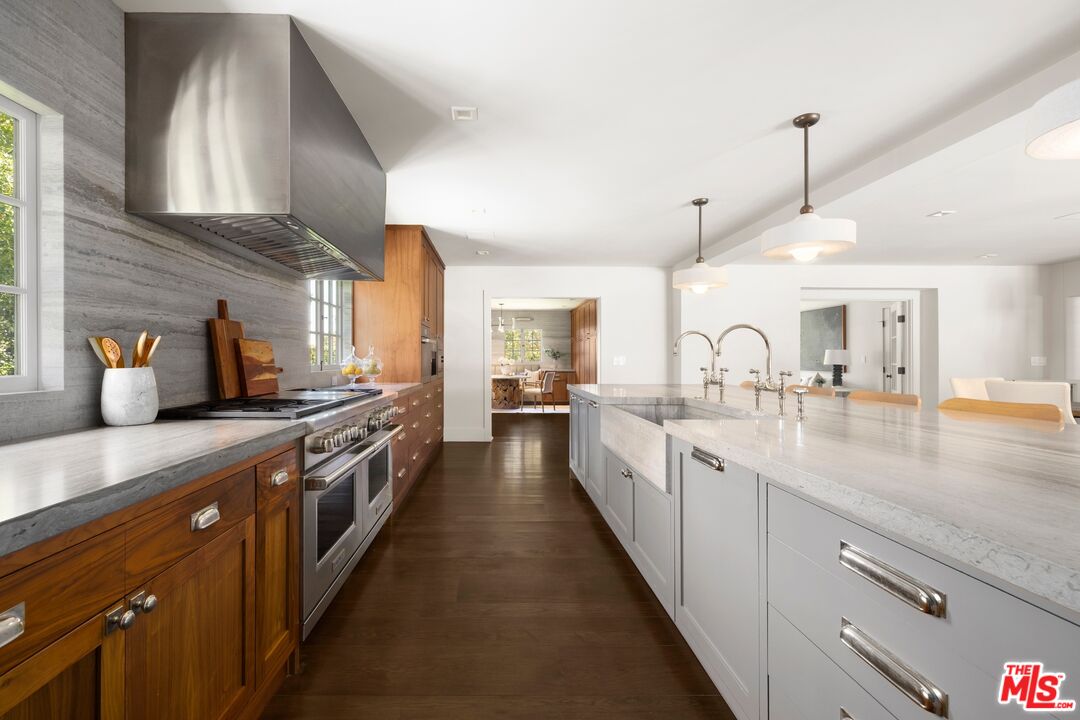 14901 Ramos Pl