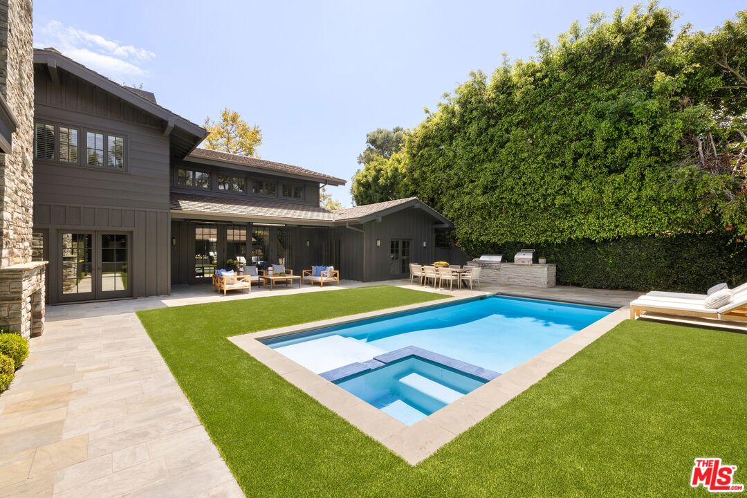 14901 Ramos Pl