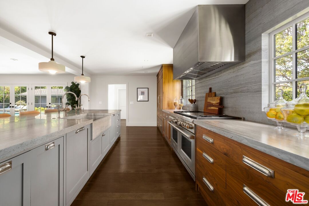 14901 Ramos Pl