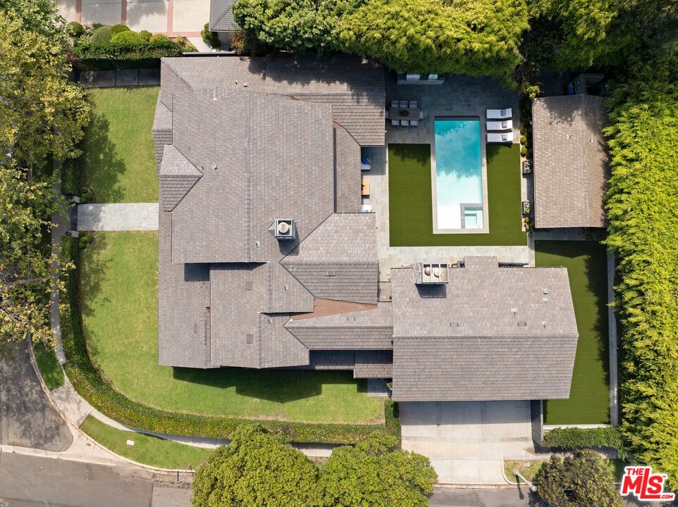 14901 Ramos Pl