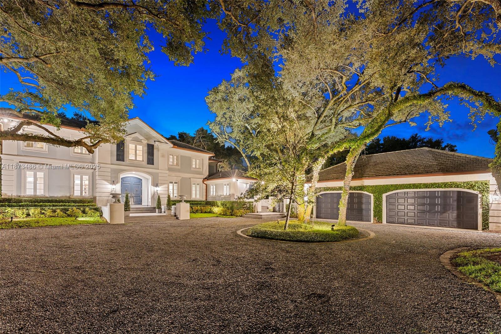 5400 Banyan Trl photo