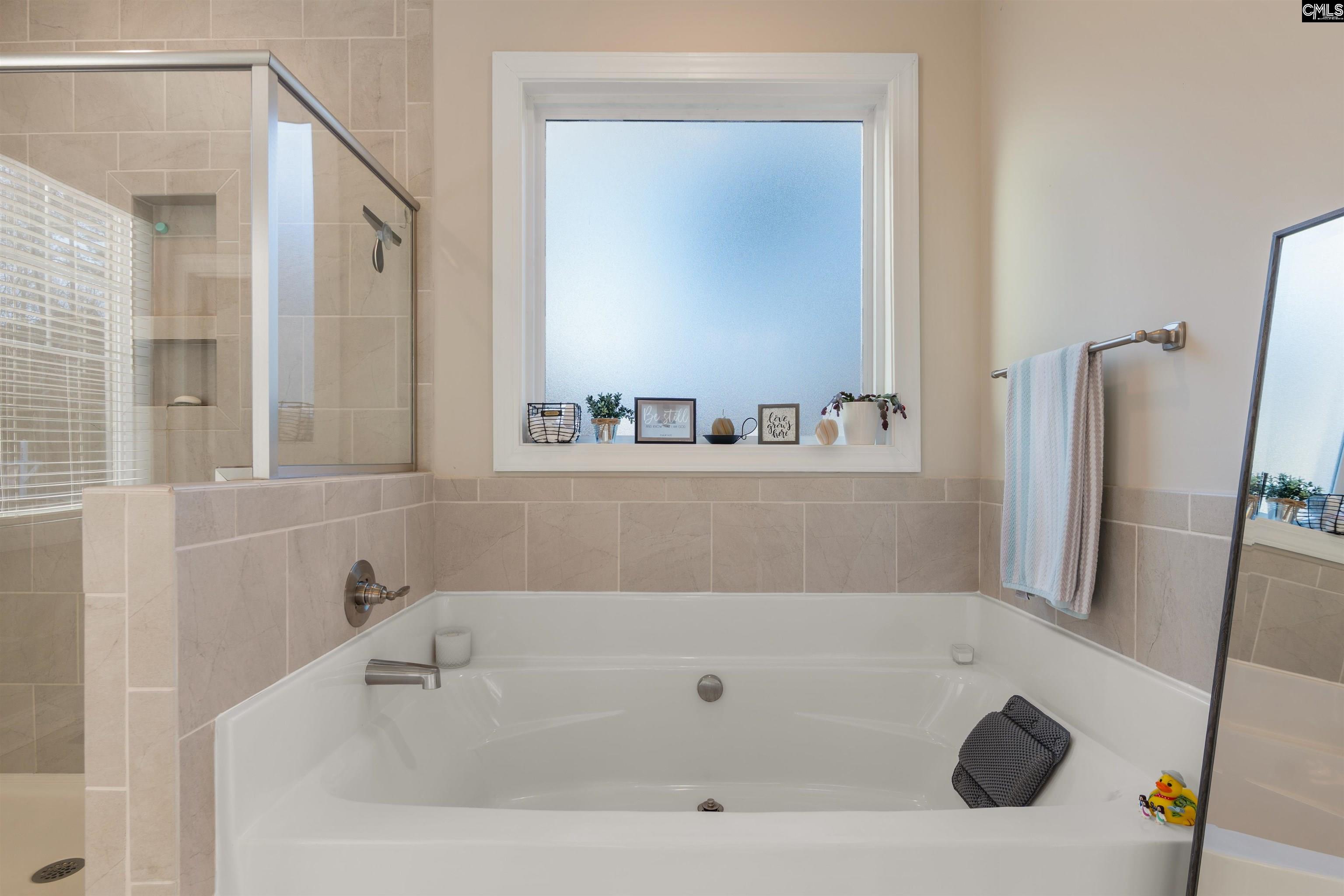 212 Winding Wood Circle