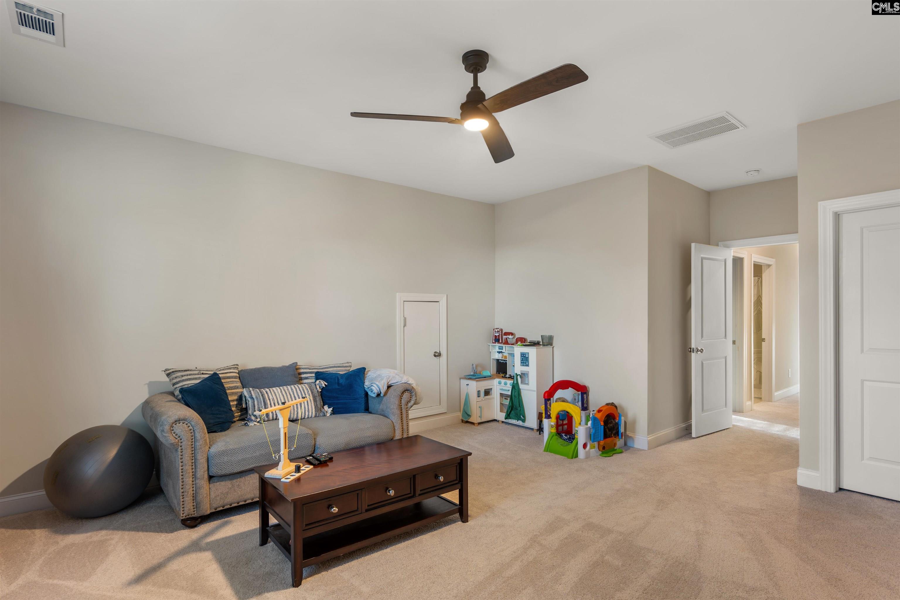 212 Winding Wood Circle