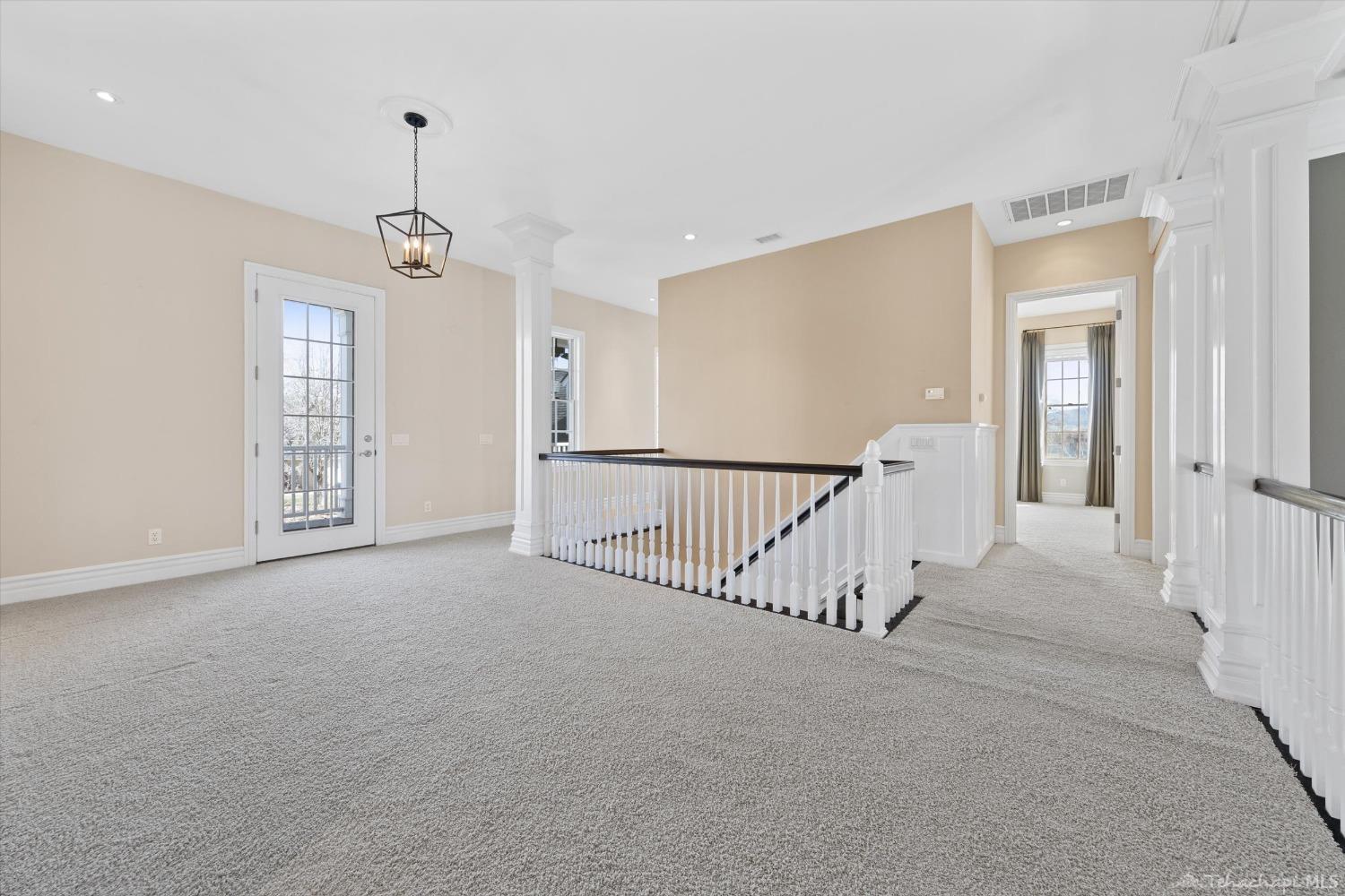 28710 Gleneagle Court