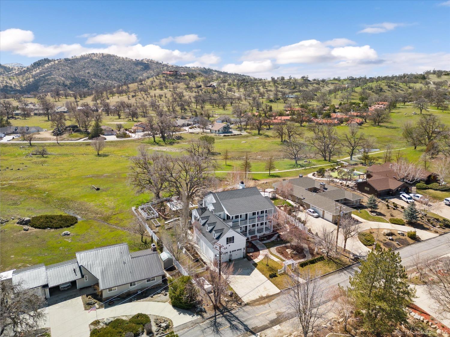 28710 Gleneagle Court