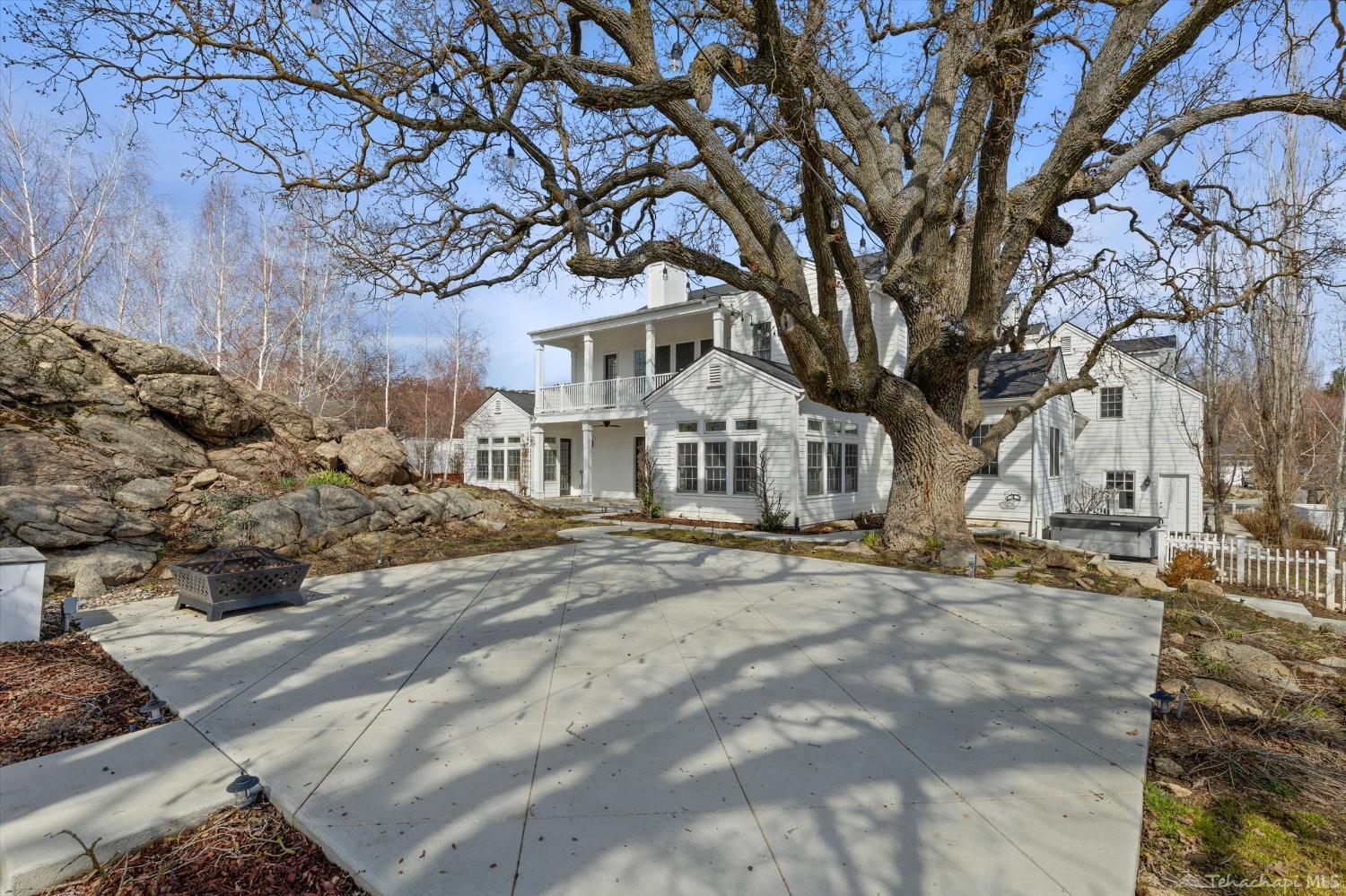 28710 Gleneagle Court