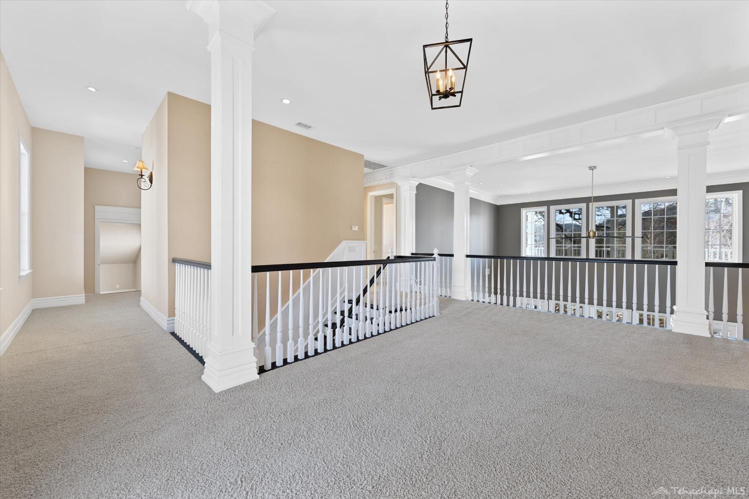 28710 Gleneagle Court