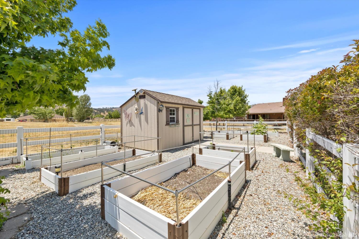 28141 Braeburn Place