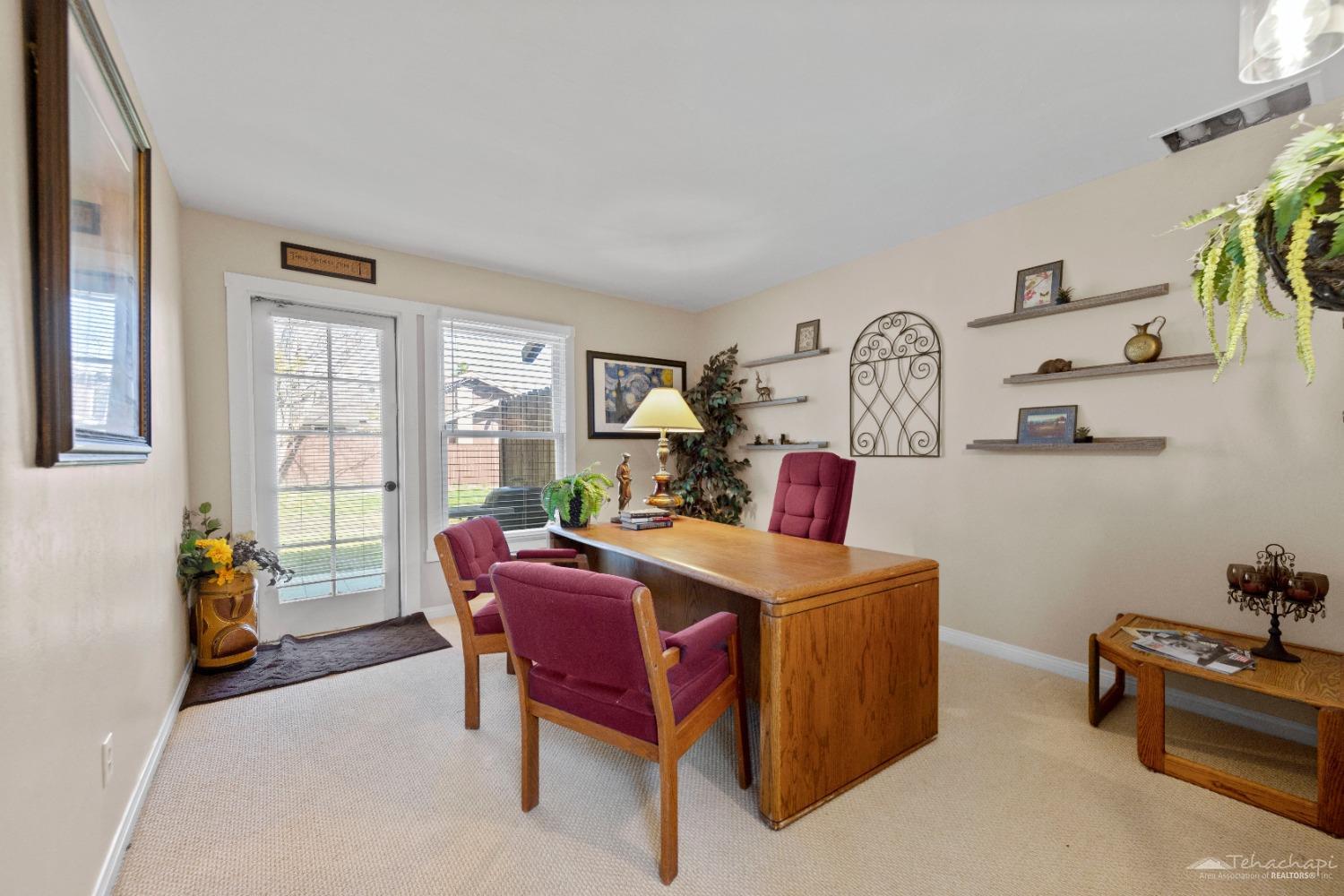 5 Cloverleaf Court