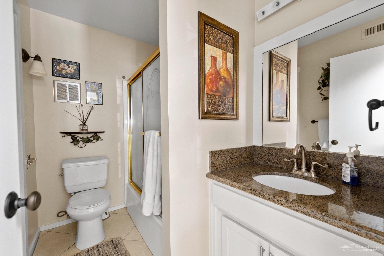 5 Cloverleaf Court