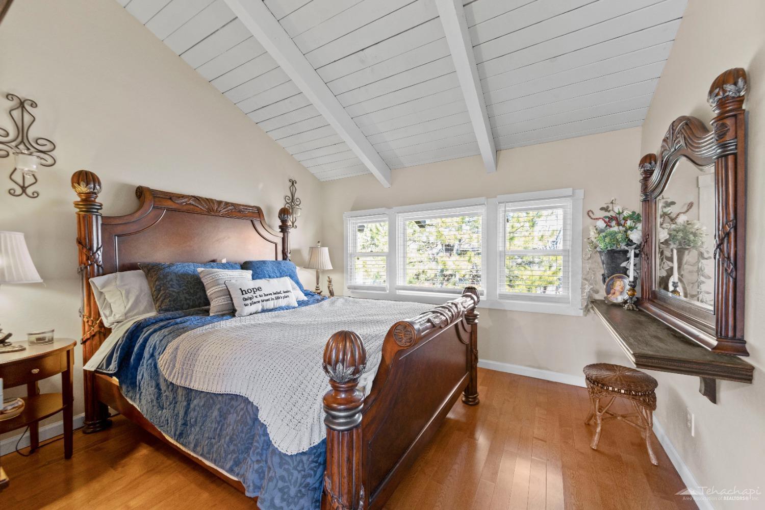 5 Cloverleaf Court