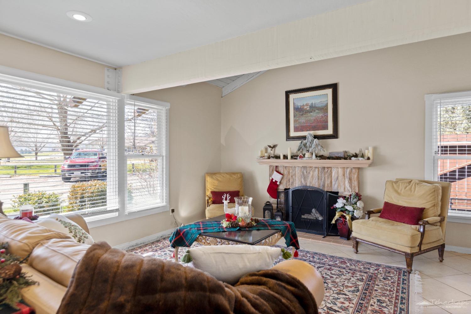5 Cloverleaf Court