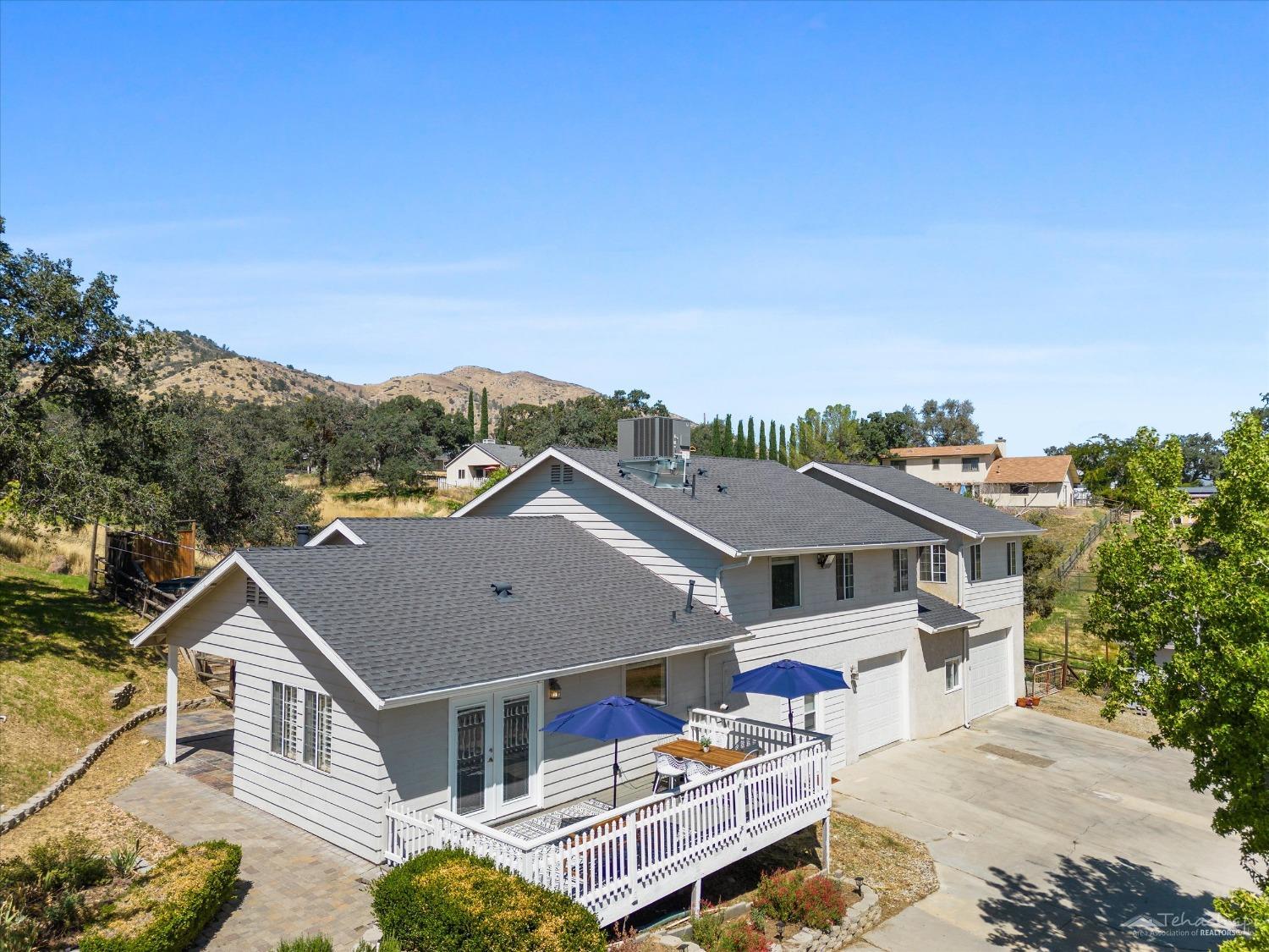 21301 Prospect Avenue