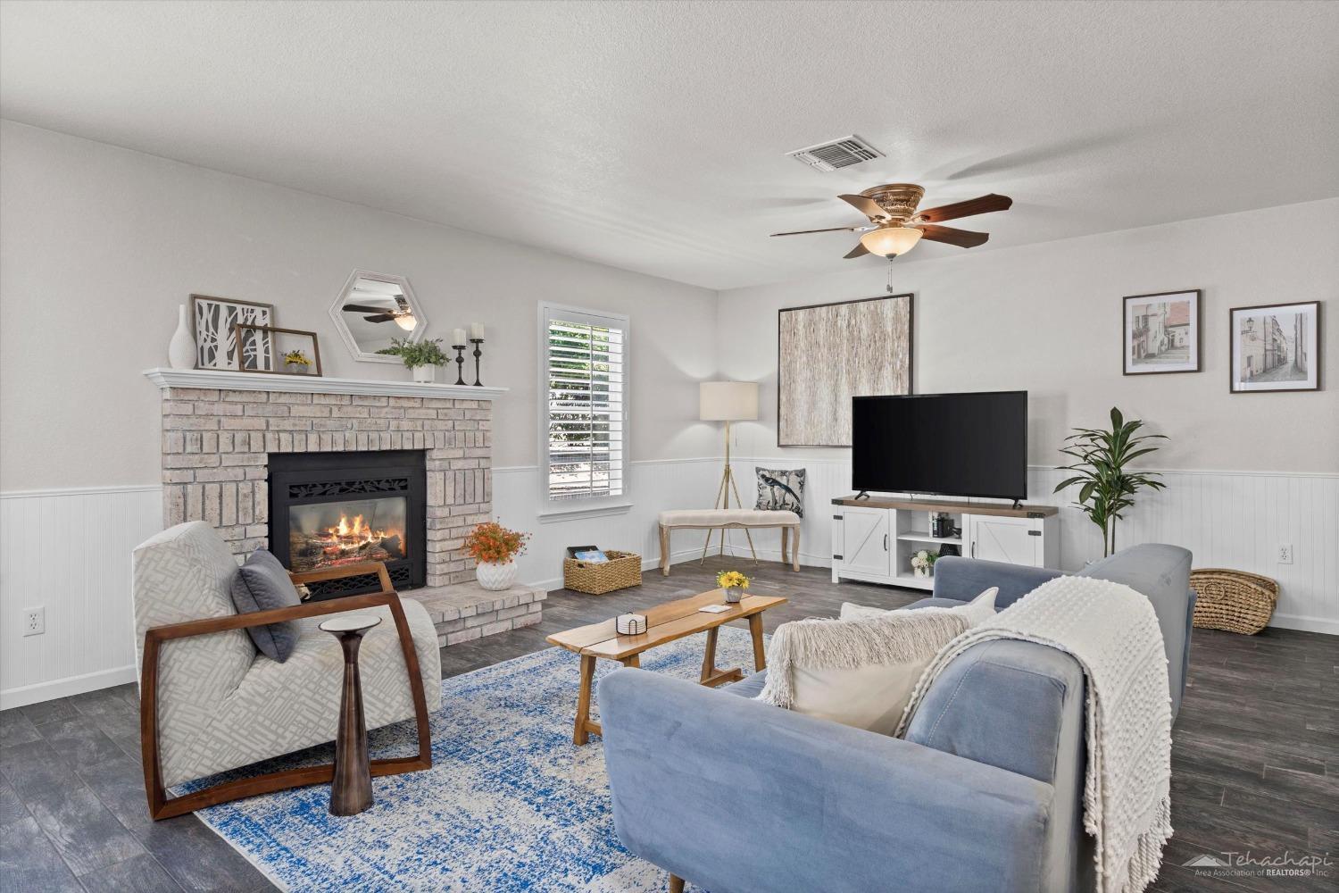 21276 White Pine Drive Unit: 8