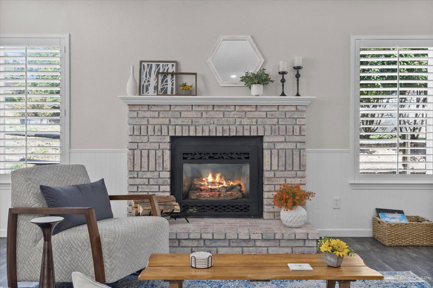 21276 White Pine Drive Unit: 8