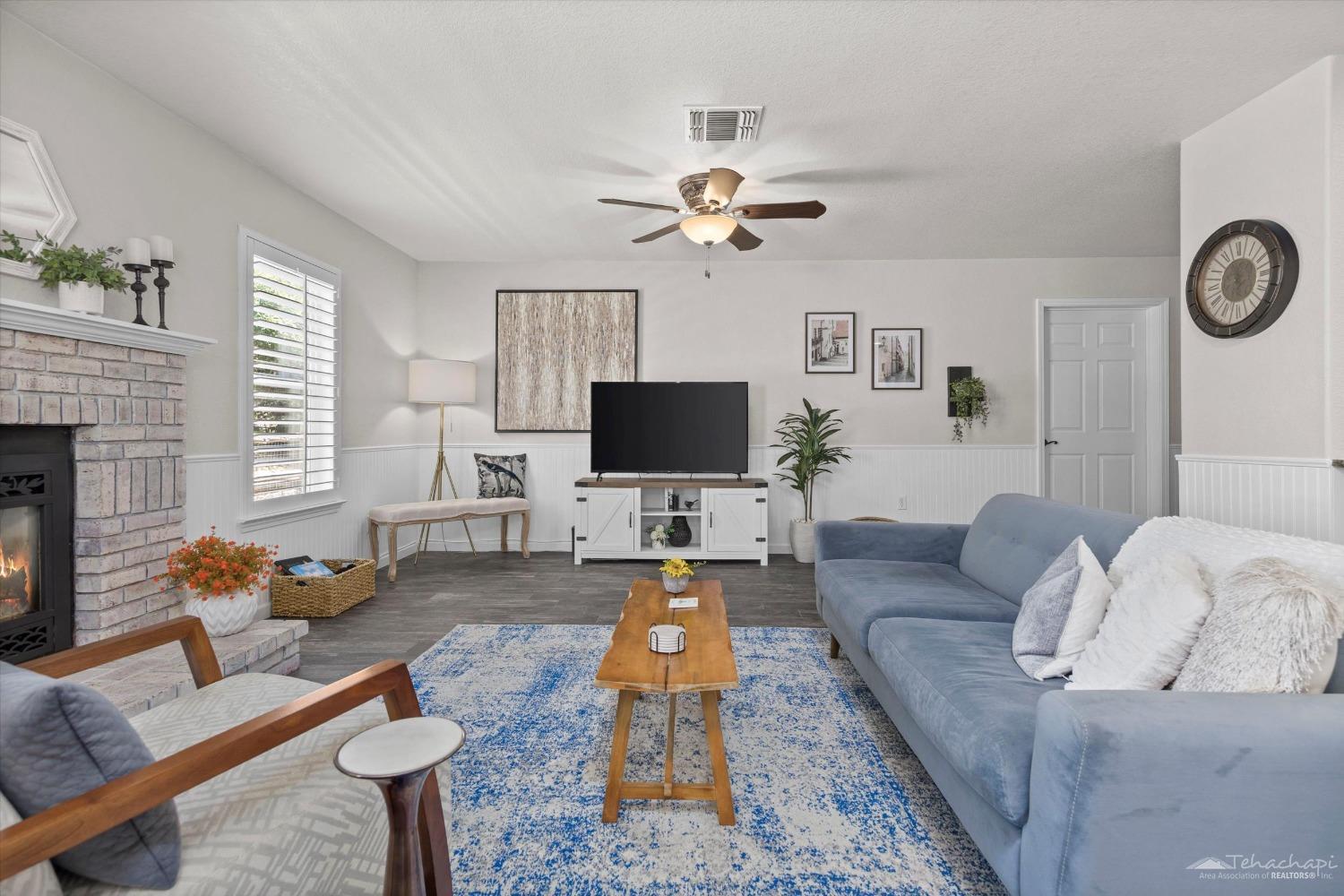 21276 White Pine Drive Unit: 8