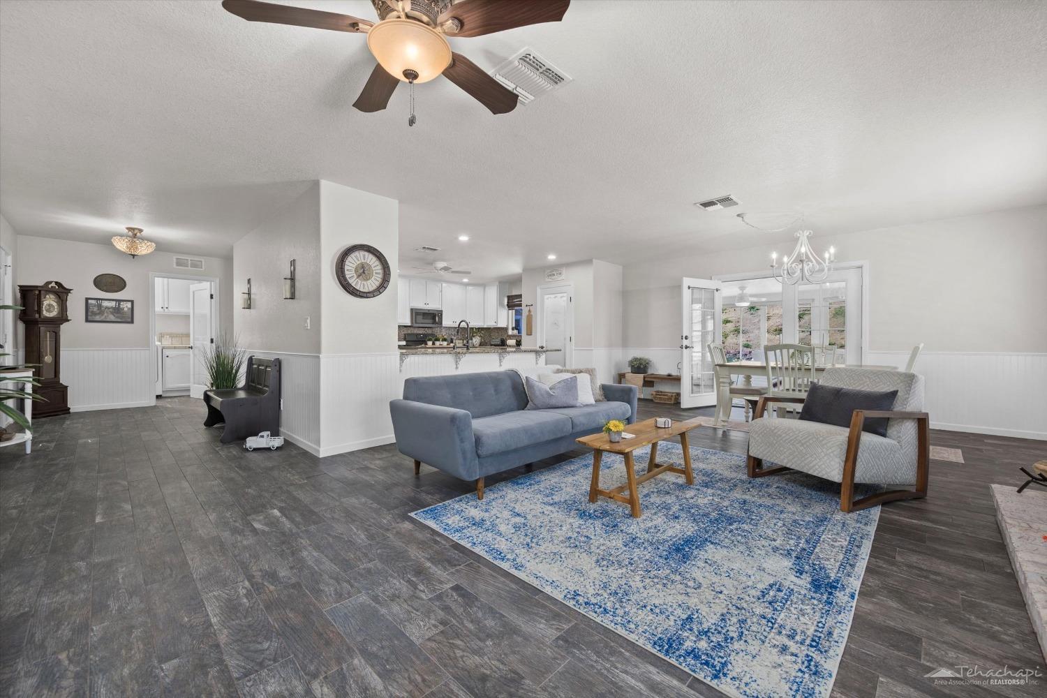 21276 White Pine Drive Unit: 8