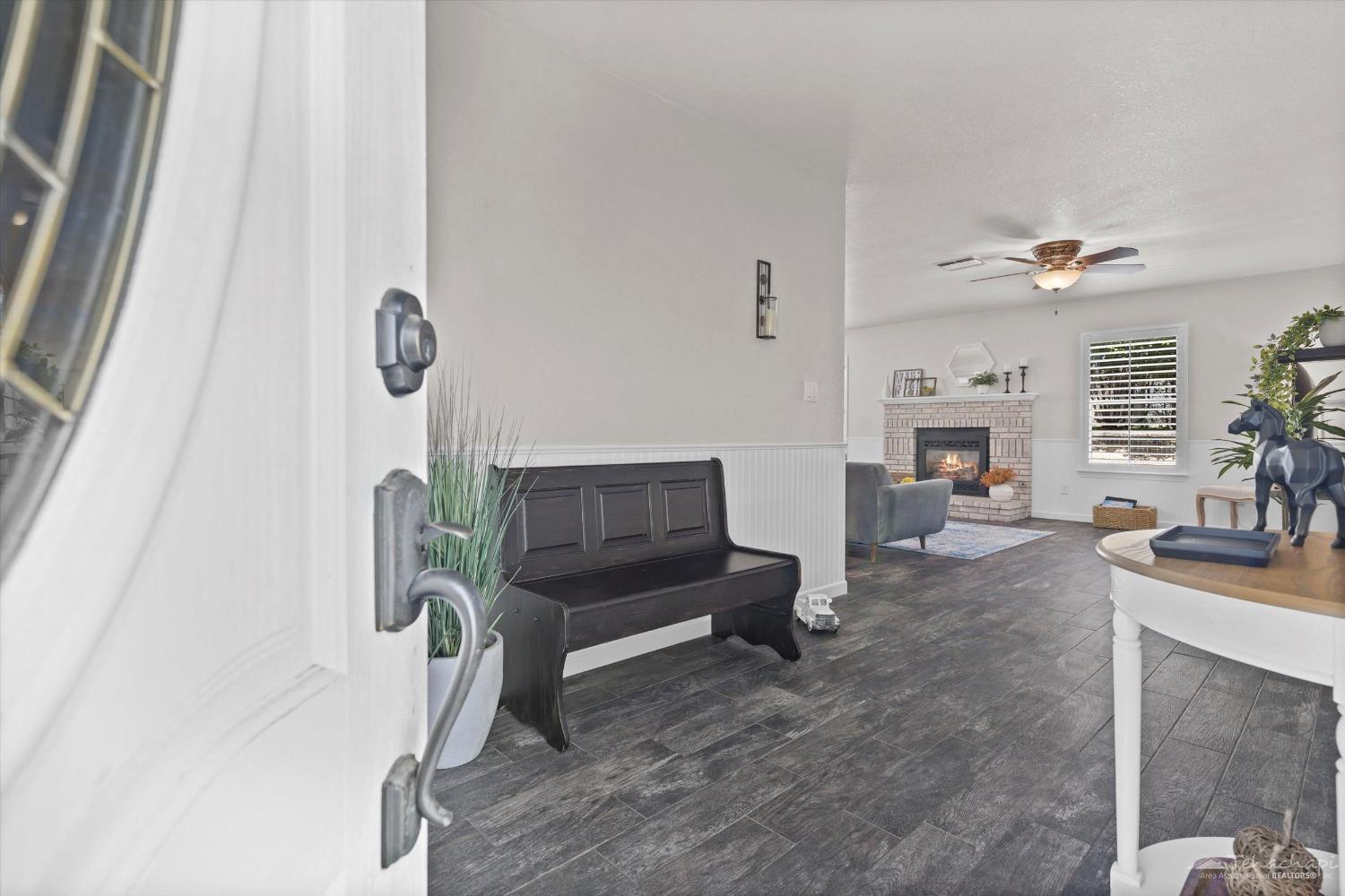 21276 White Pine Drive Unit: 8