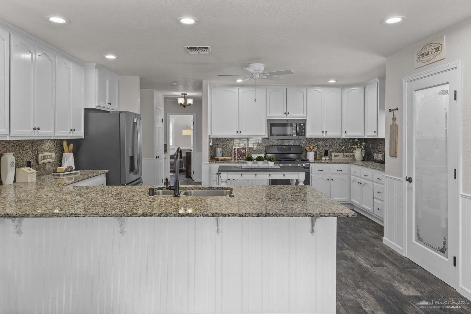 21276 White Pine Drive Unit: 8