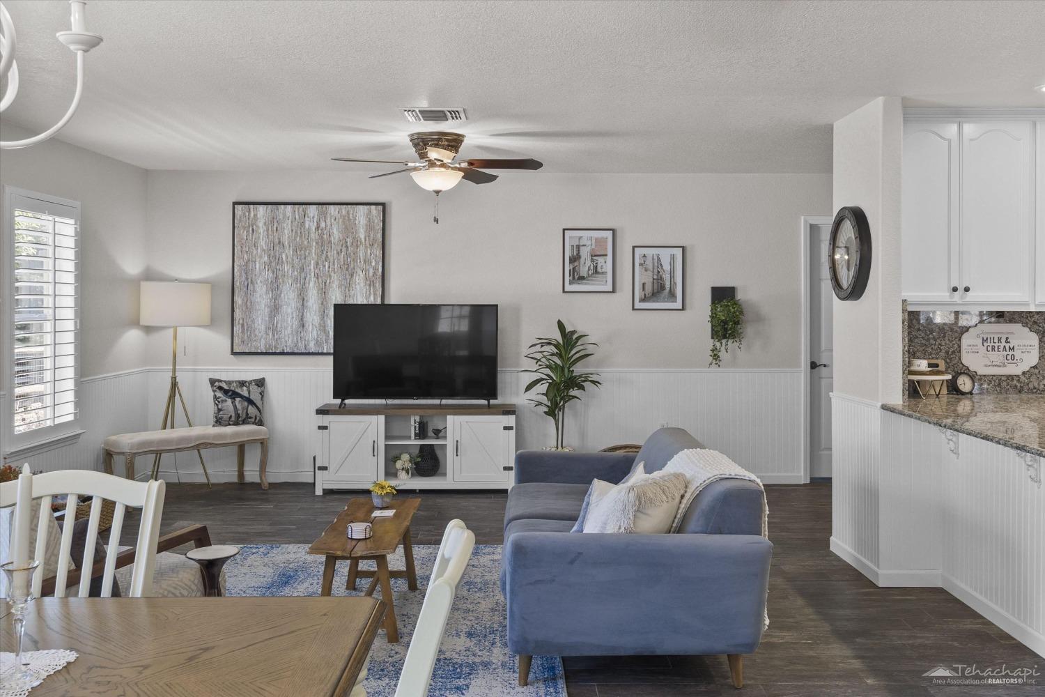 21276 White Pine Drive Unit: 8