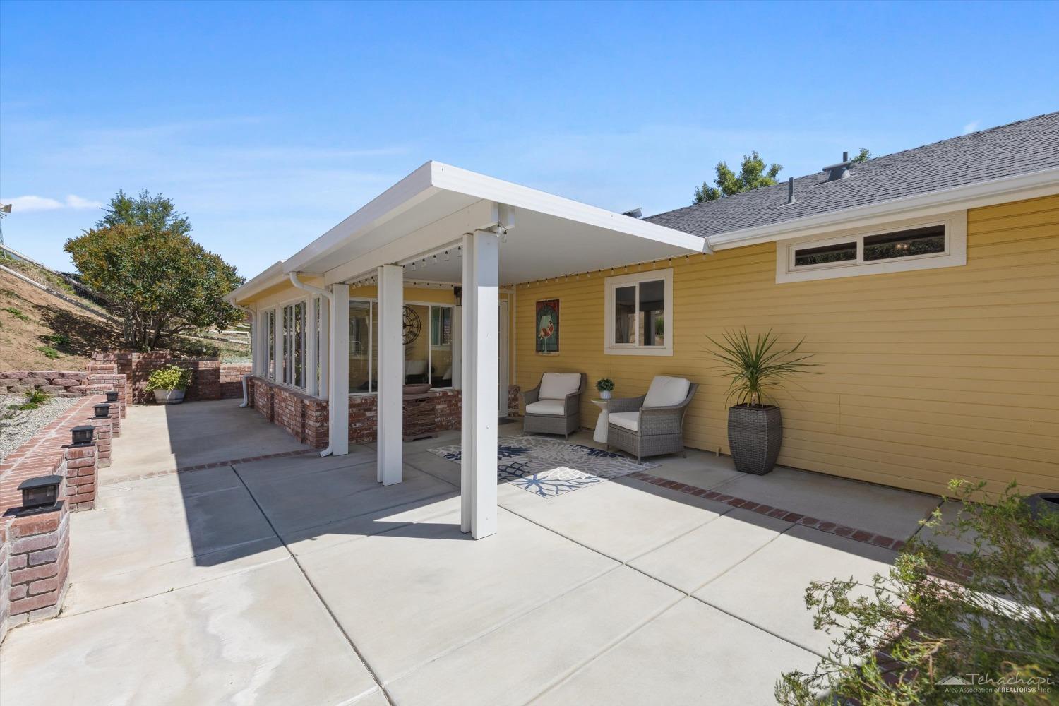 21276 White Pine Drive Unit: 8