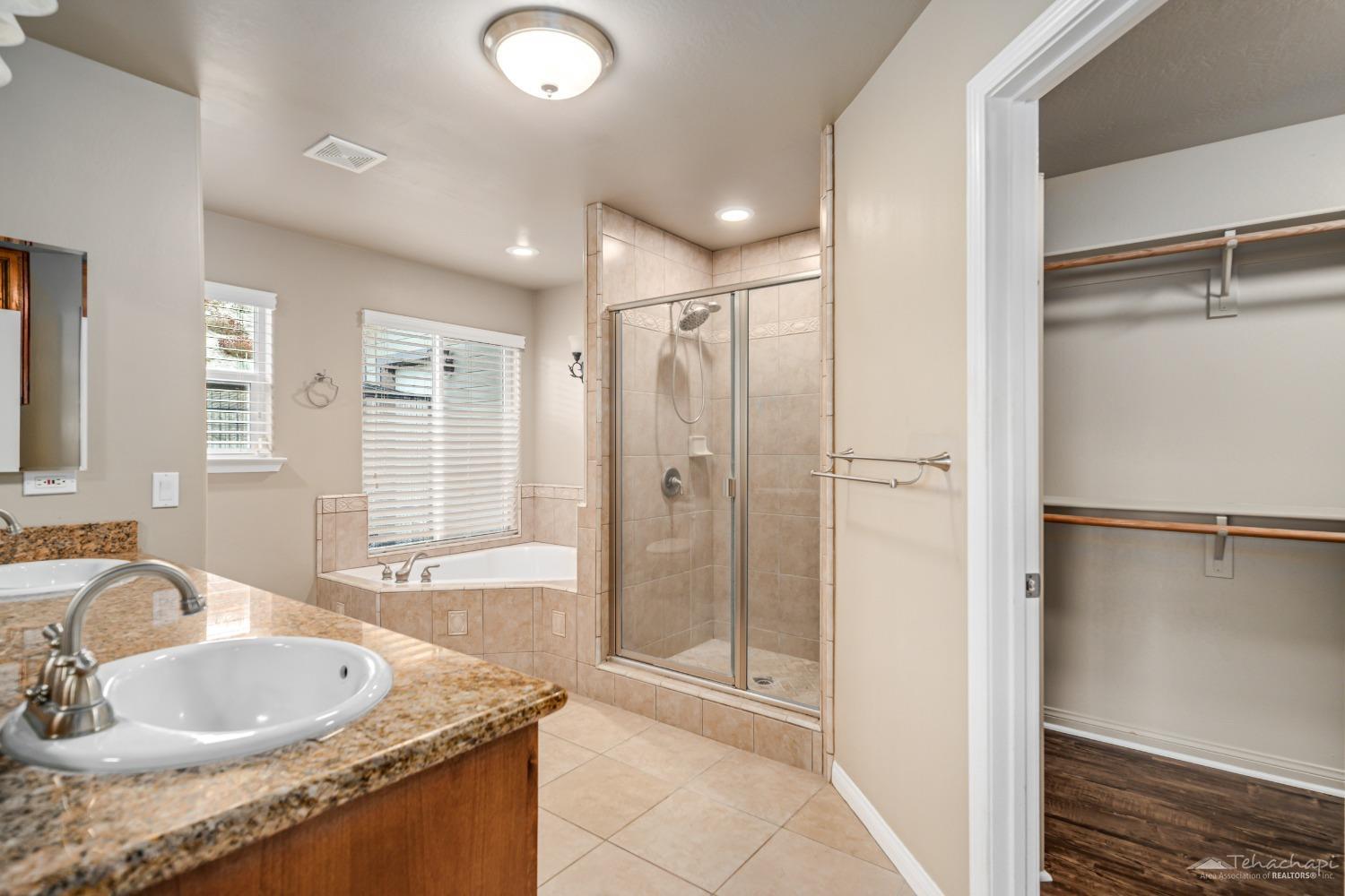 27550 Skyline Drive