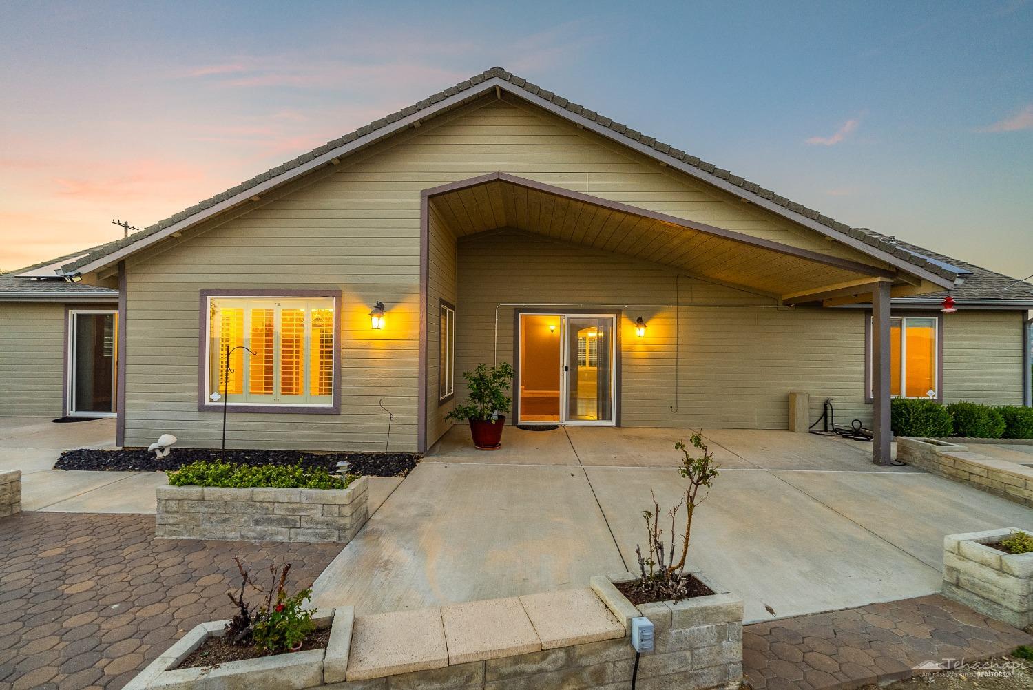 27550 Skyline Drive