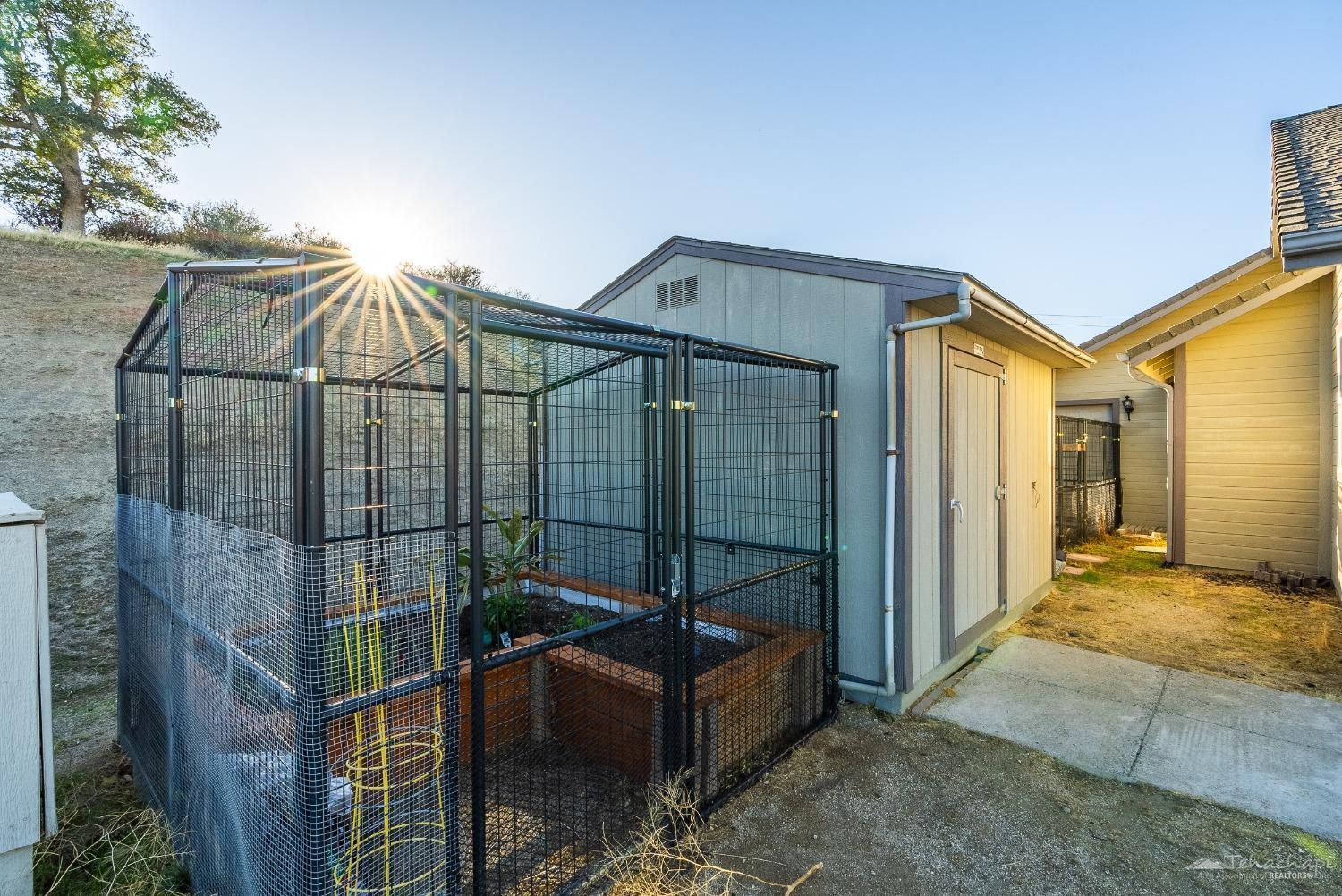 27550 Skyline Drive