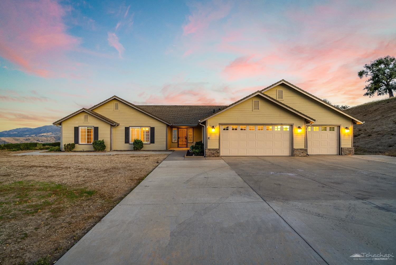 27550 Skyline Drive