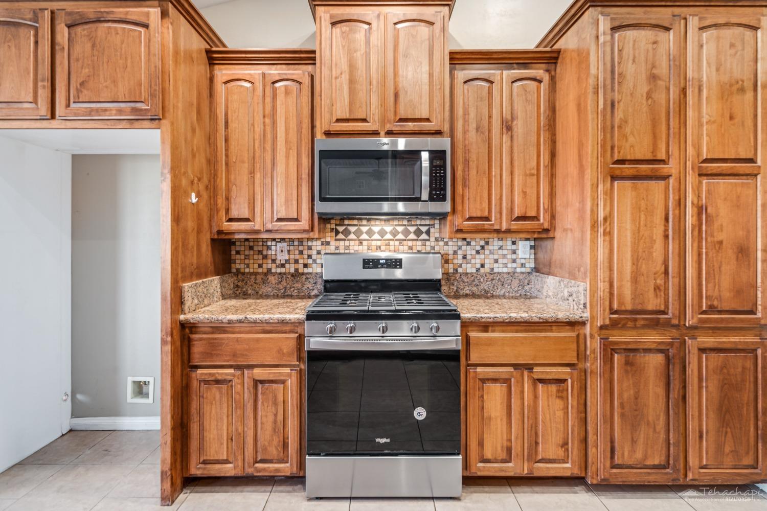 27550 Skyline Drive