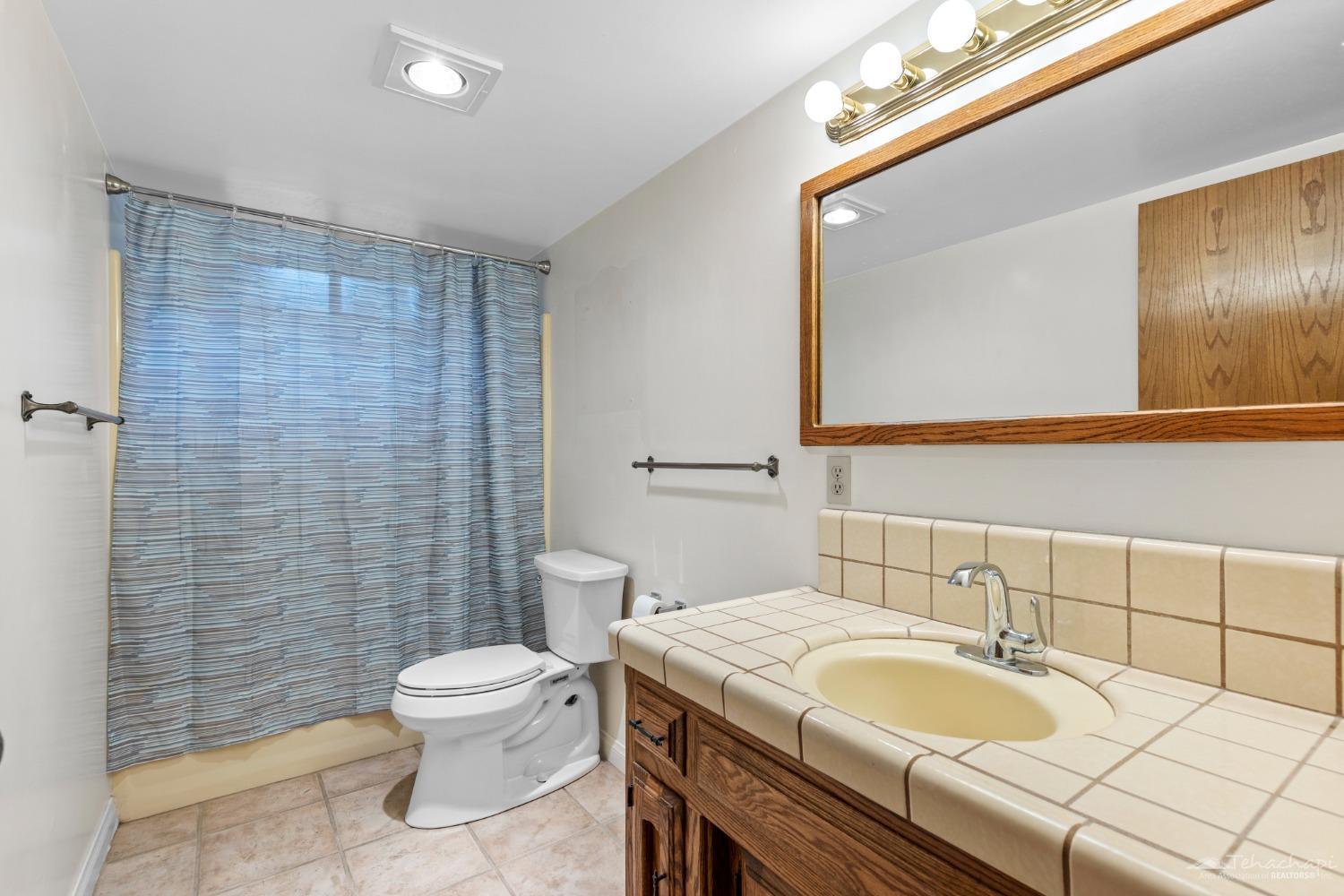 23901 Shoreline Court