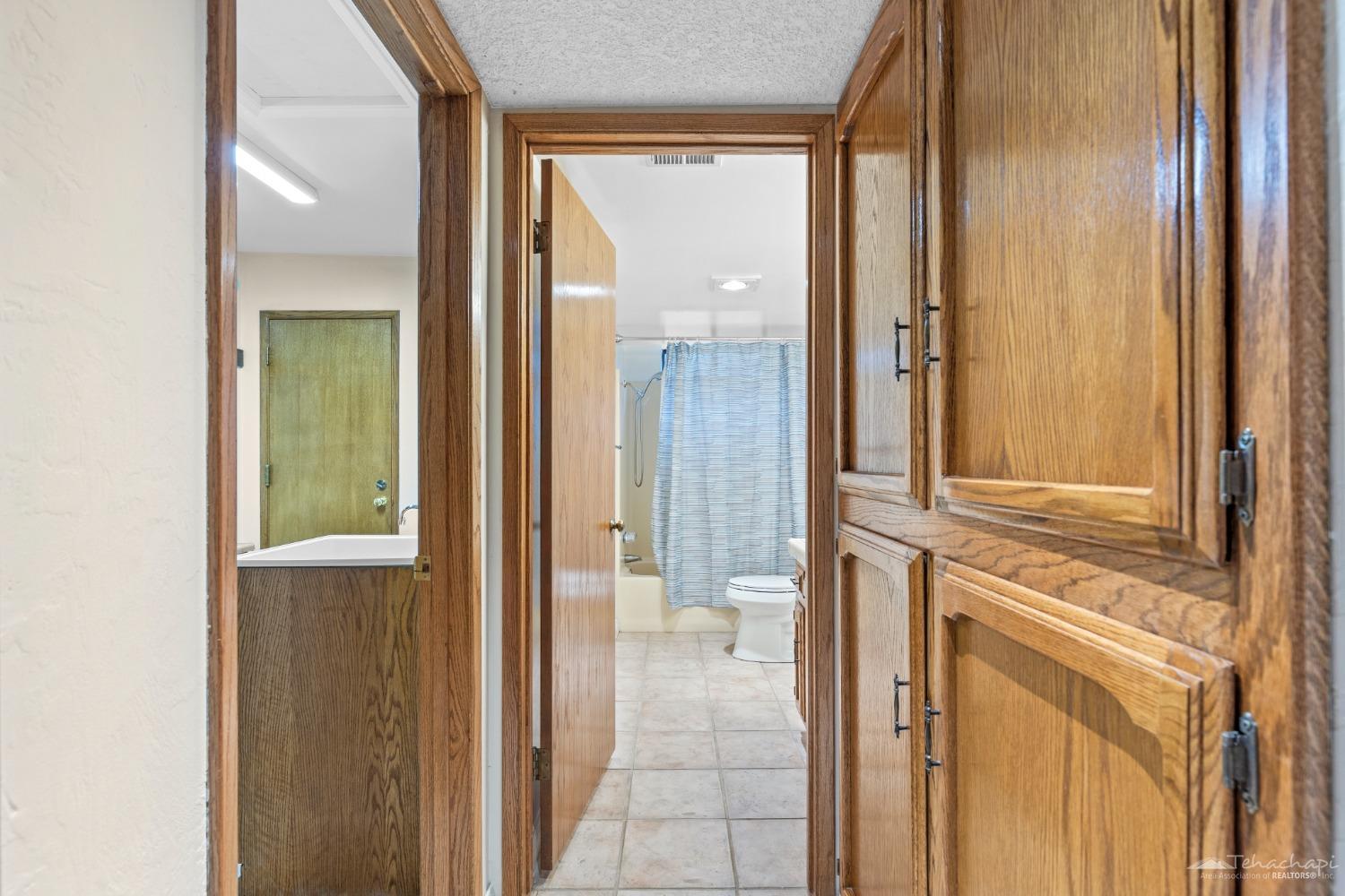 23901 Shoreline Court