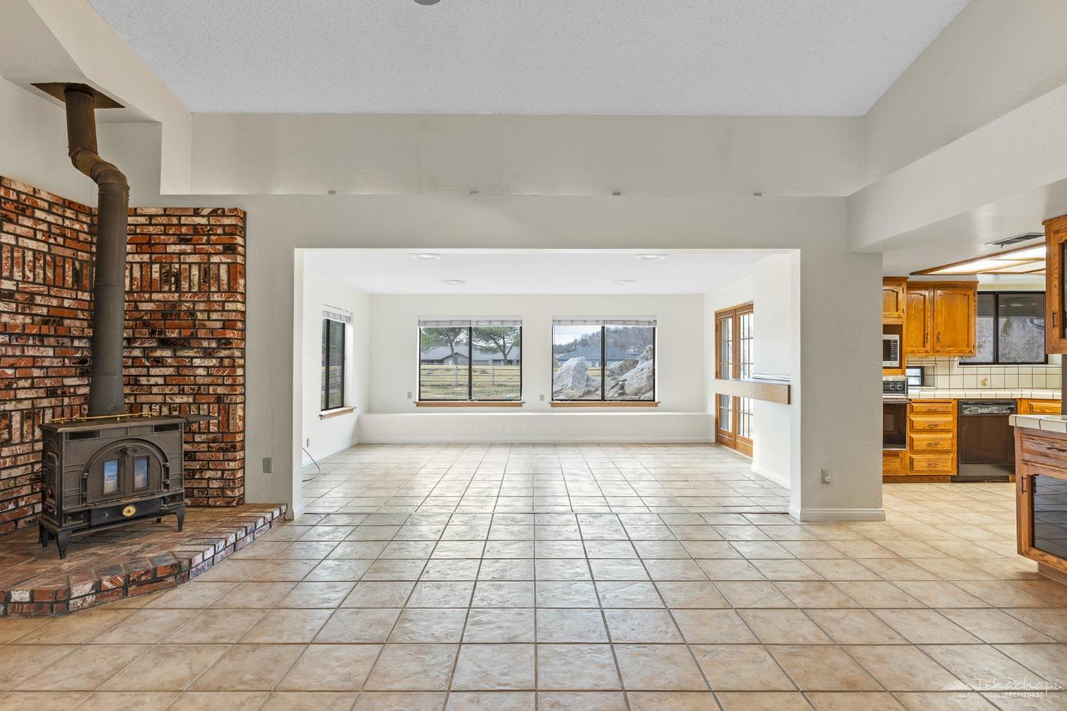 23901 Shoreline Court