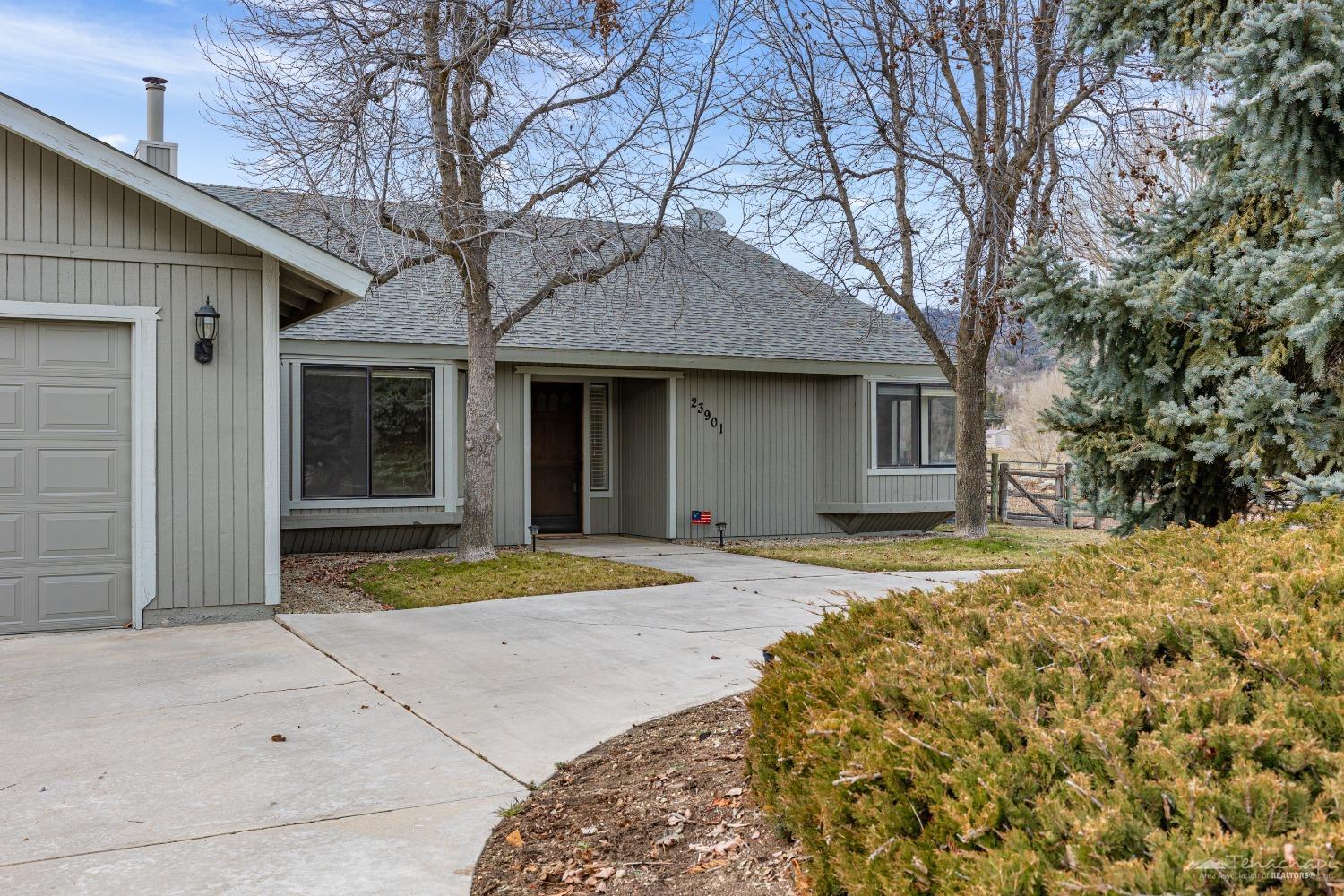 23901 Shoreline Court