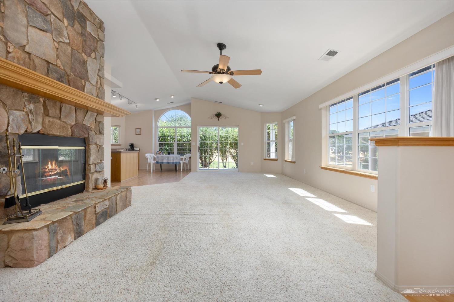 21276 White Pine Drive Unit: 48