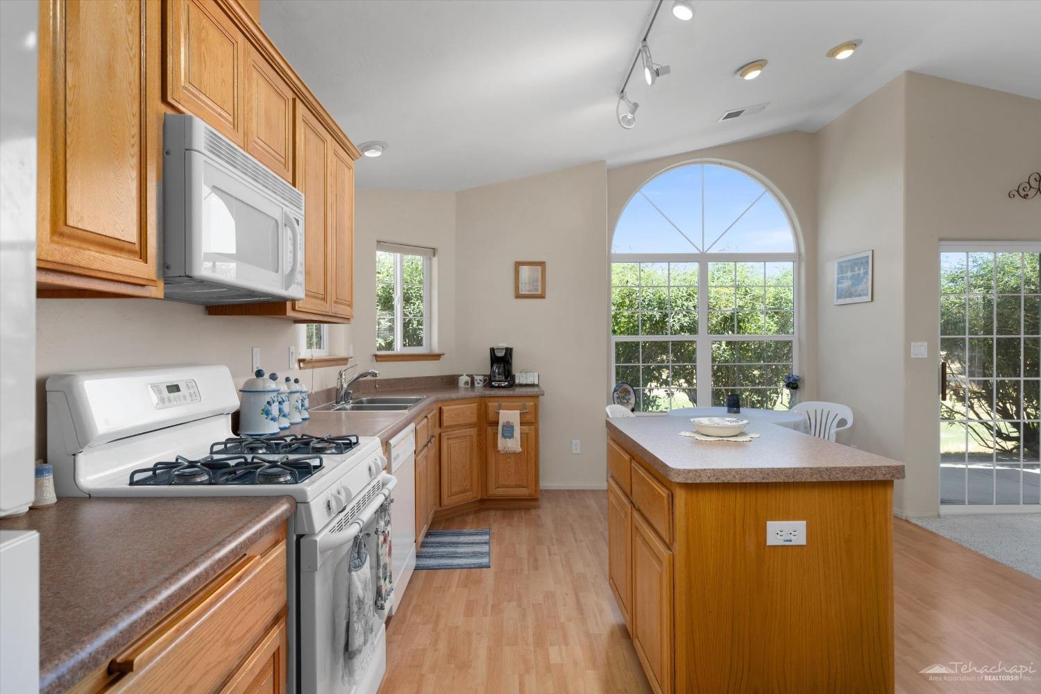 21276 White Pine Drive Unit: 48