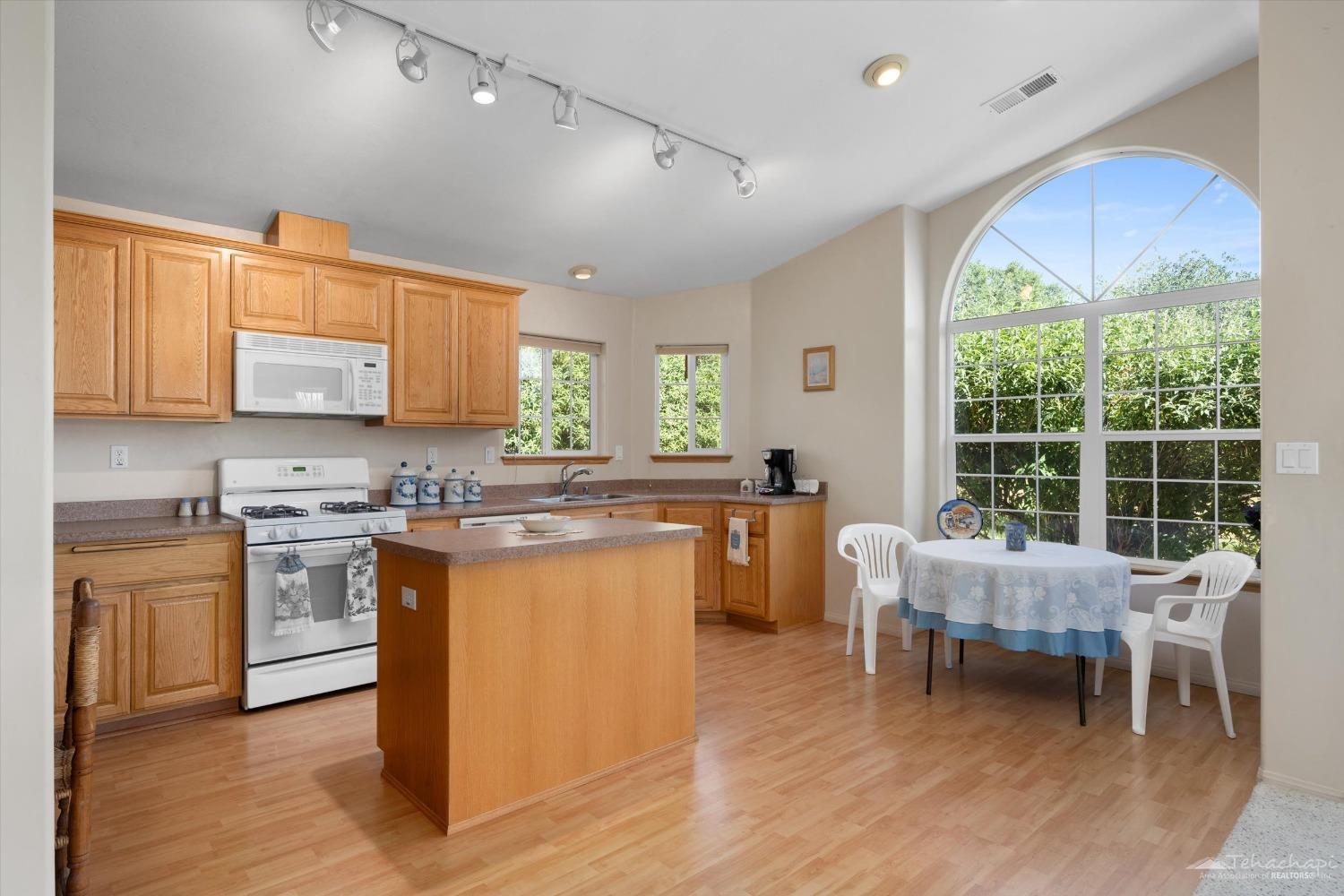 21276 White Pine Drive Unit: 48