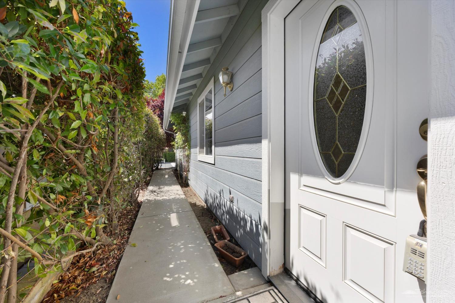 21276 White Pine Drive Unit: 48