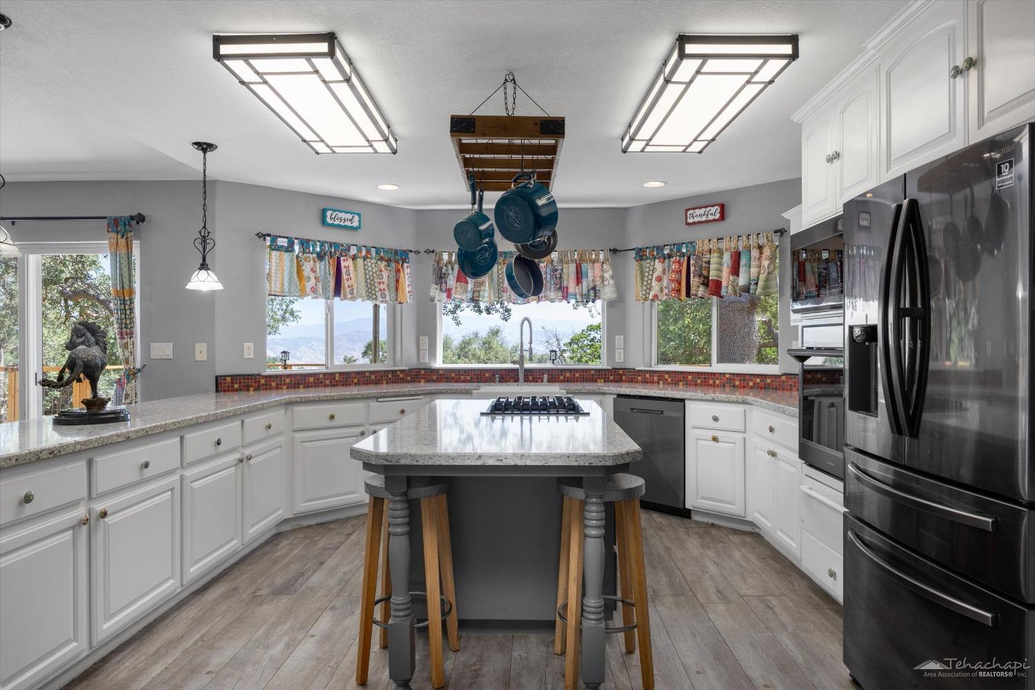 28079 Twisted Oak Road