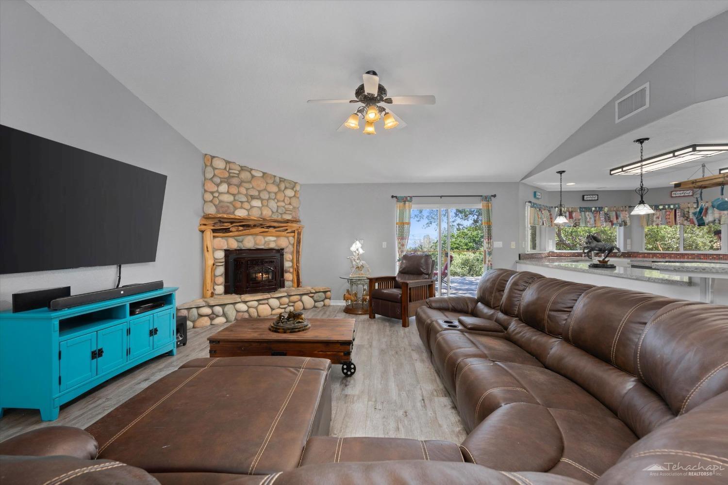 28079 Twisted Oak Road