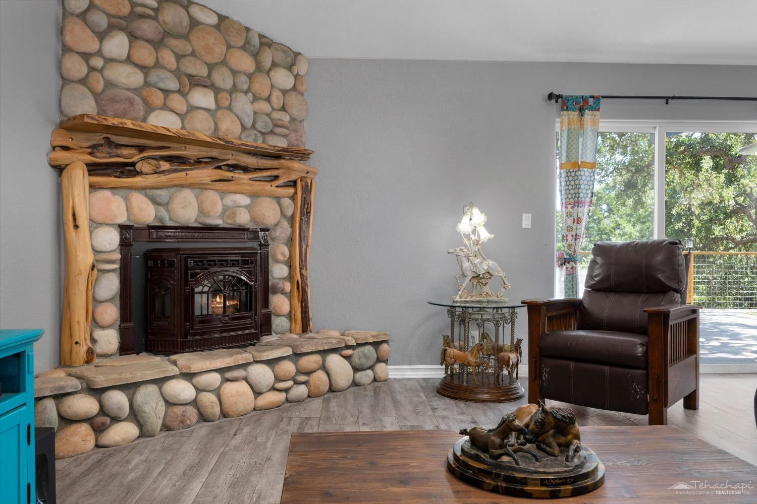 28079 Twisted Oak Road