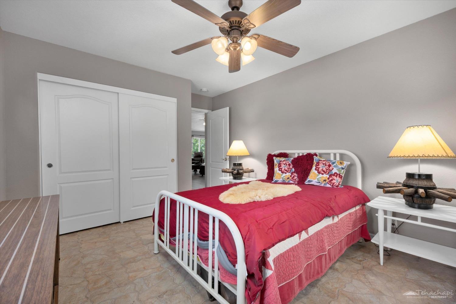 28079 Twisted Oak Road