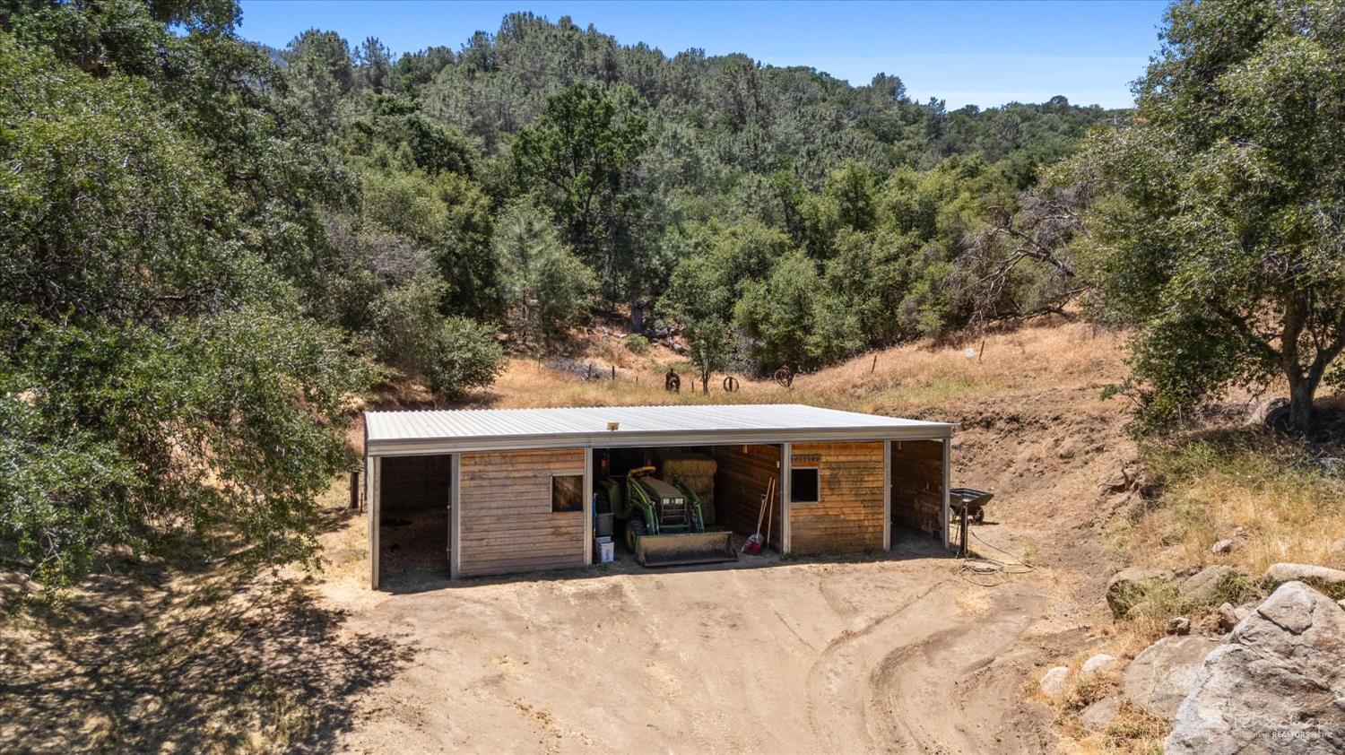 28079 Twisted Oak Road