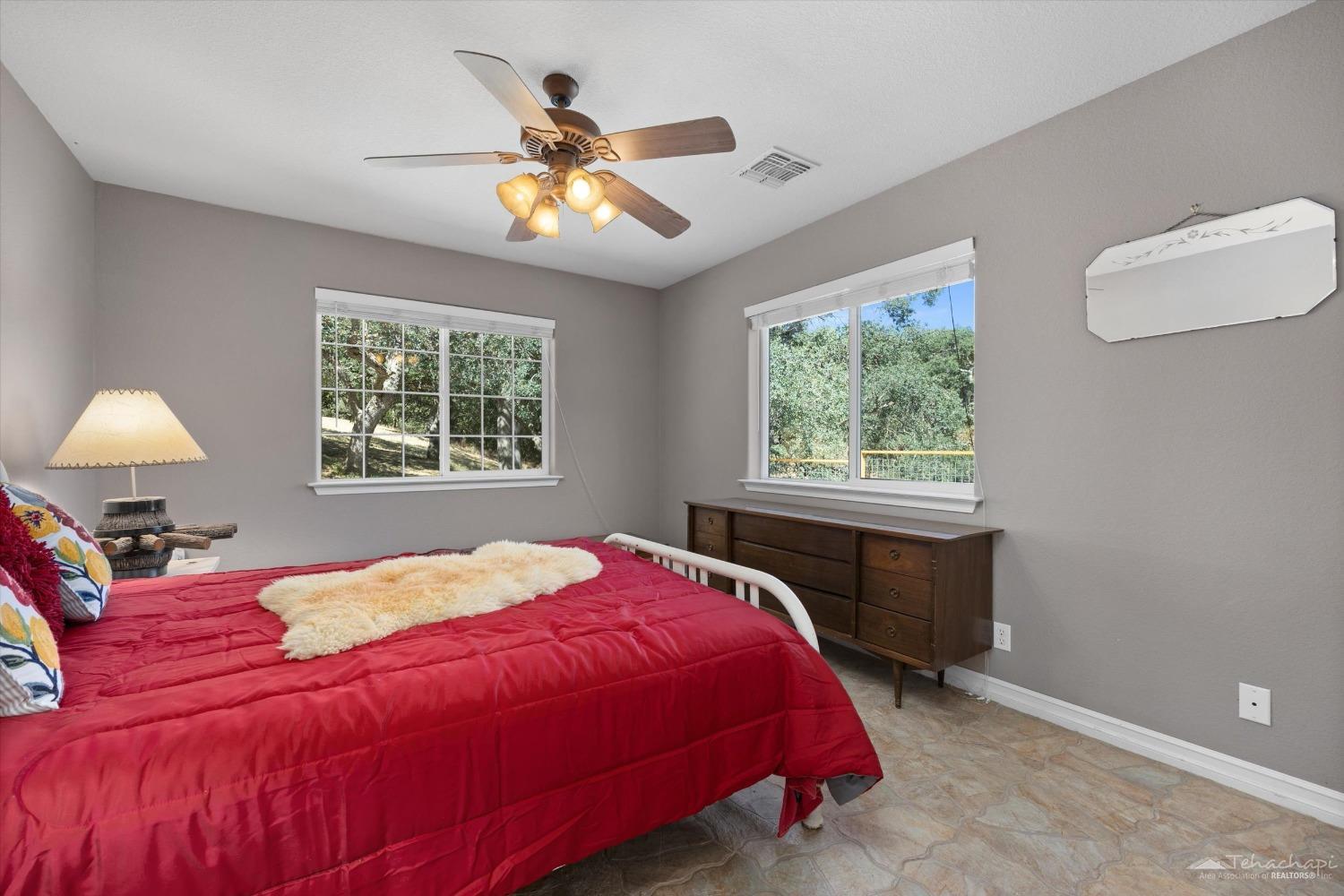 28079 Twisted Oak Road