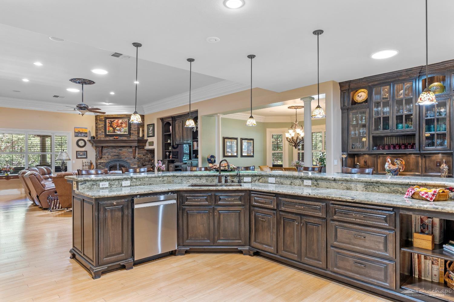 20700 Oak Glen Court